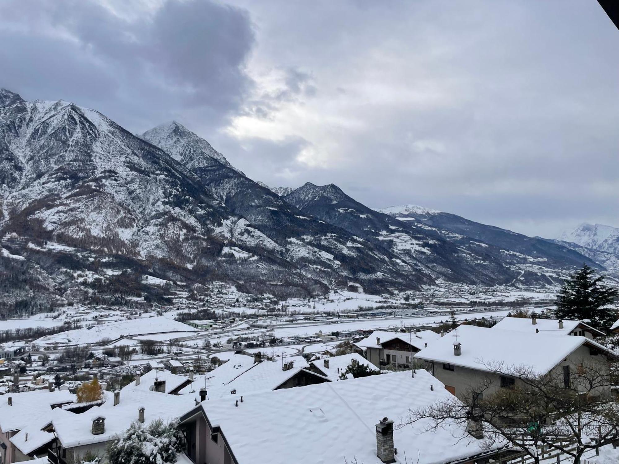 Relax In Valle D'Aosta Da B&G מראה חיצוני תמונה
